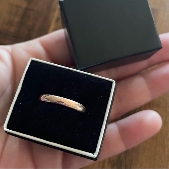 Kay Jewelers Jewelry - Solid 10k rose gold wedding ring band 3mm 9.5 2g with box and bag
